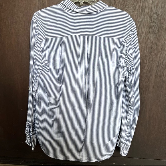 Button down top - Picture 3 of 3